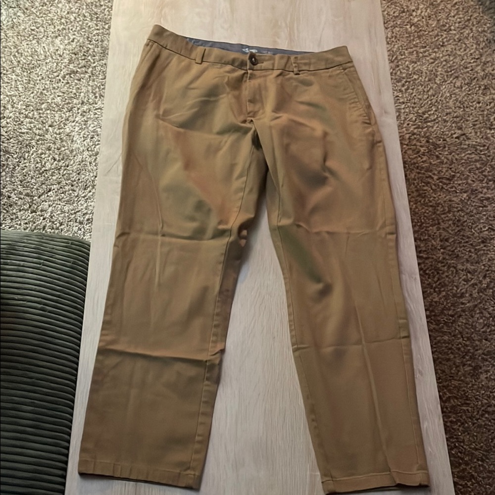 Old Navy Tan Dress Pants Smooth Fabric